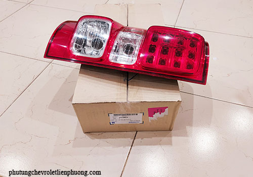 đèn hậu colorado có led đèn hậu colorado có led