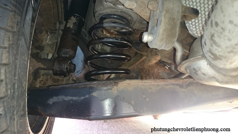 giảm xóc xe ô tô giảm xóc xe ô tô