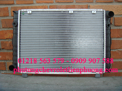 Két nước xe captiva máy xăng MT Két nước xe captiva máy xăng MT