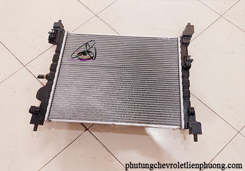két nước xe chevrolet spark m300 két nước xe chevrolet spark m300