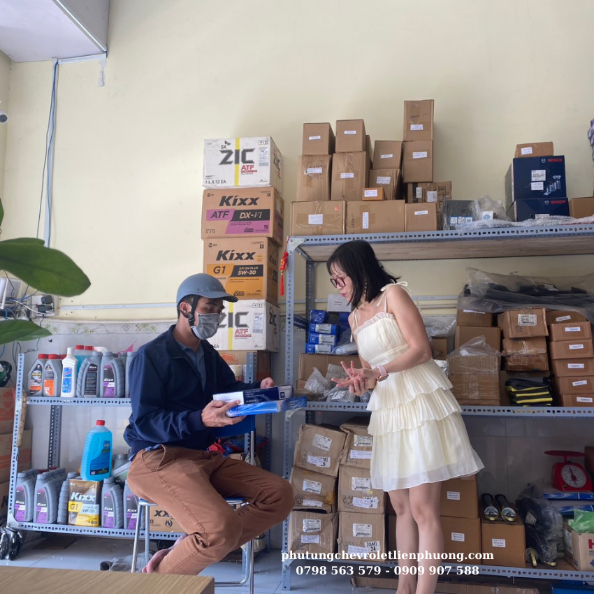 nẹp mạ cốp sau cruze laceti nẹp mạ cốp sau cruze laceti