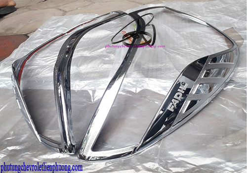 Ốp viền đèn hậu mạ Crom xe Vinfast Fadil Chi tiết ốp viền đèn hậu mạ Crom xe Vinfast Fadil