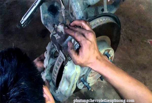 má phanh ô tô má phanh ô tô