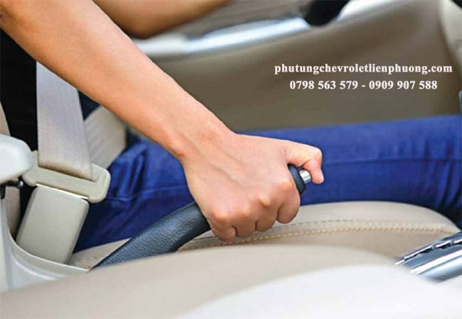 mất an toàn khi phanh do giảm xóc trước xe fadil hỏng mất an toàn khi phanh do giảm xóc trước xe fadil hỏng