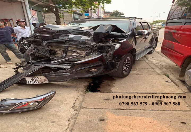 phớt láp cầu trước xe colorado hỏng rất dễ gây cho xe mất kiểm soát phớt láp cầu trước xe colorado hỏng rất dễ gây cho xe mất kiểm soát