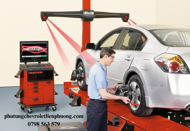 Kiểm tra lại hệ thống lái khi cảm giác lái xe không ổn định hoặc mất kiểm soát Kiểm tra lại hệ thống lái khi cảm giác lái xe không ổn định hoặc mất kiểm soát