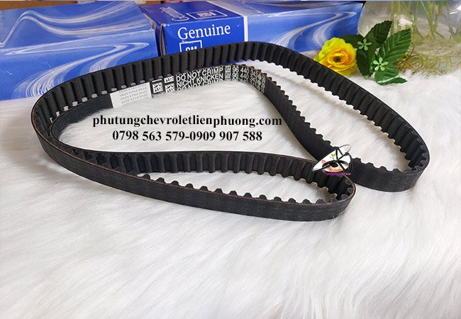 Sau 5 năm, dây curoa có thể bị mài mòn hoặc bị nứt, cần thay thế kịp thời  Sau 5 năm, dây curoa có thể bị mài mòn hoặc bị nứt, cần thay thế kịp thời