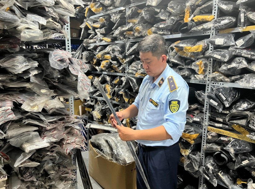 Thị trường hàng giả, hàng nhái tràn lan trên thị trường nên cần lựa chọn đúng đắn phụ tùng phụ hợp Thị trường hàng giả, hàng nhái tràn lan trên thị trường nên cần lựa chọn đúng đắn phụ tùng phụ hợp