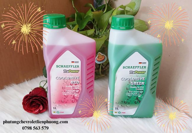 Chuẩn bị các phụ tùng dự phòng như nước làm mát để có thể xử lý sự cố về nhiệt độ động cơ trong suốt hành trình. Chuẩn bị các phụ tùng dự phòng như nước làm mát để có thể xử lý sự cố về nhiệt độ động cơ trong suốt hành trình.