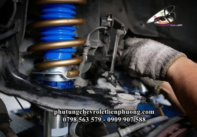 Nên thay thế cao su đệm lò xo Cruze sau mỗi 50.000 km sử dụng Nên thay thế cao su đệm lò xo Cruze sau mỗi 50.000 km sử dụng