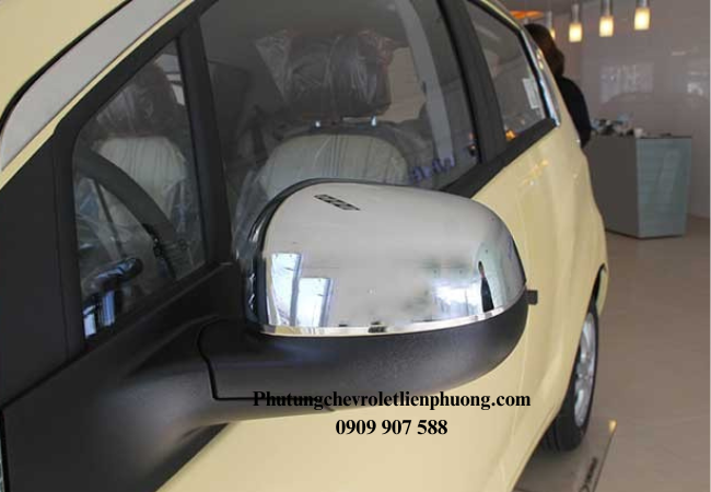 Thay thế ốp gương khi hư hỏng để giảm thiểu rủi ro hư hỏng cho các bộ phận khác Thay thế ốp gương khi hư hỏng để giảm thiểu rủi ro hư hỏng cho các bộ phận khác