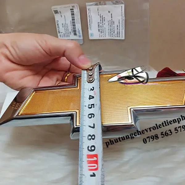 Logo ca lăng Chevrolet Spark hàng xịn chất lượng mã 95122572