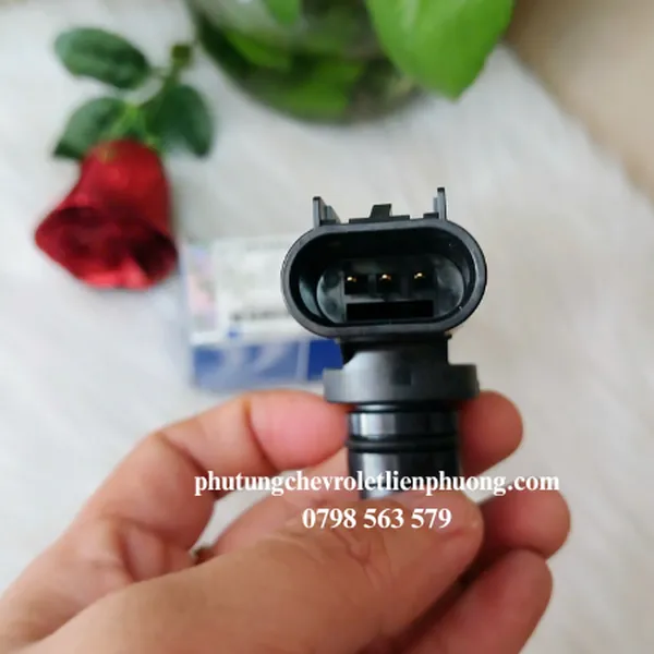 Cảm biến trục cam xe Chevrolet Captiva C140 đời trên 2012 chính hãng