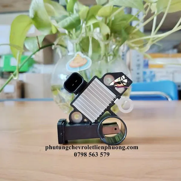 Tiết chế máy phát colorado,cruze,traiblazer chính hãng GM Mã 13582947