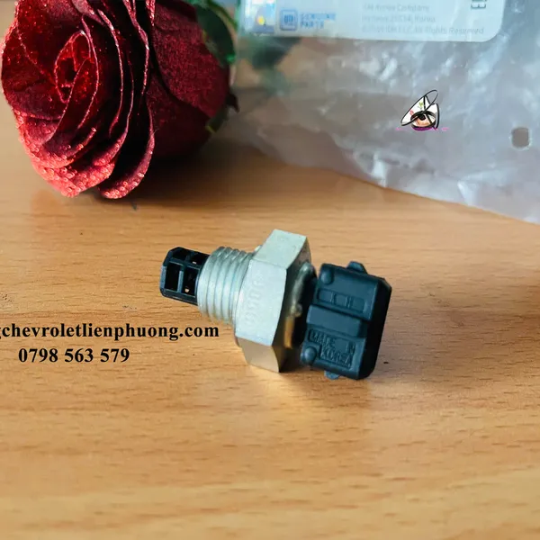 Cảm biến nhiệt độ khí nạp lacetti ex, spark m200 chính hãng Mã 96279856