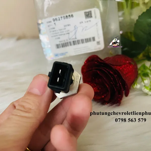 Cảm biến nhiệt độ khí nạp lacetti ex, spark m200 chính hãng Mã 96279856