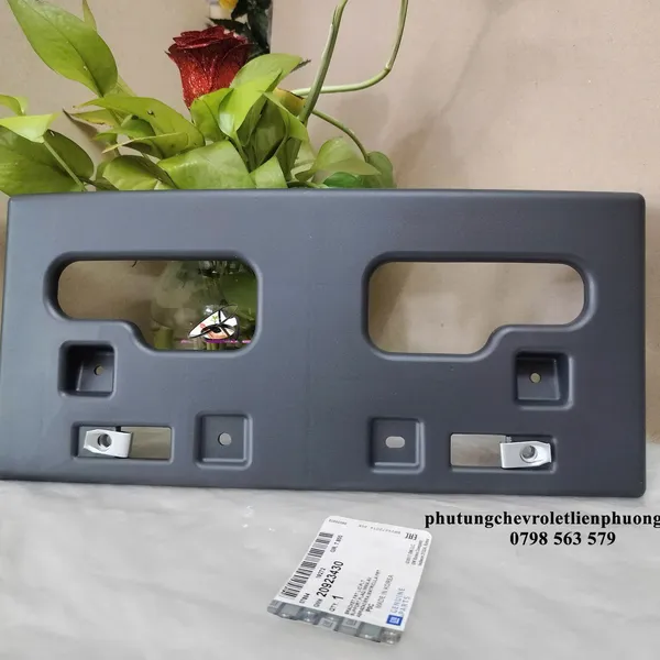 Giá cài biển số trước Chevrolet Captiva C140 chính hãng chất lượng