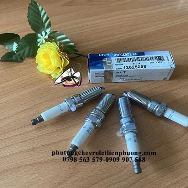 Bugi đánh lửa xe captiva c140