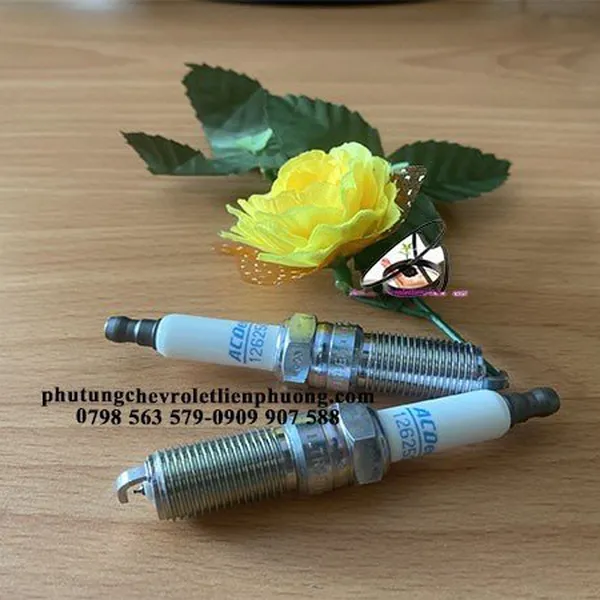 Bugi đánh lửa xe captiva c140