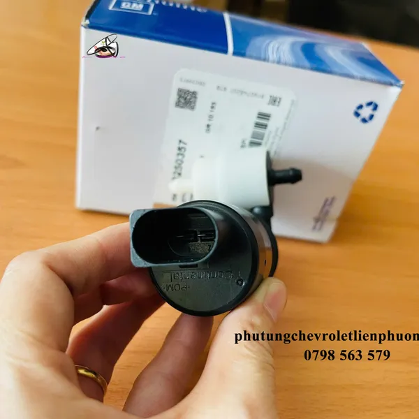 Mô tơ bơm nước rửa kính Orlando, Fadil chính hãng Mã 13250357