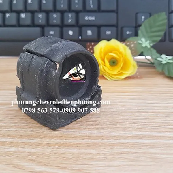 Cao su ốp cân bằng trước chevrolet cruze daewoo lacetti chính hãng chất lượng mã 13281784