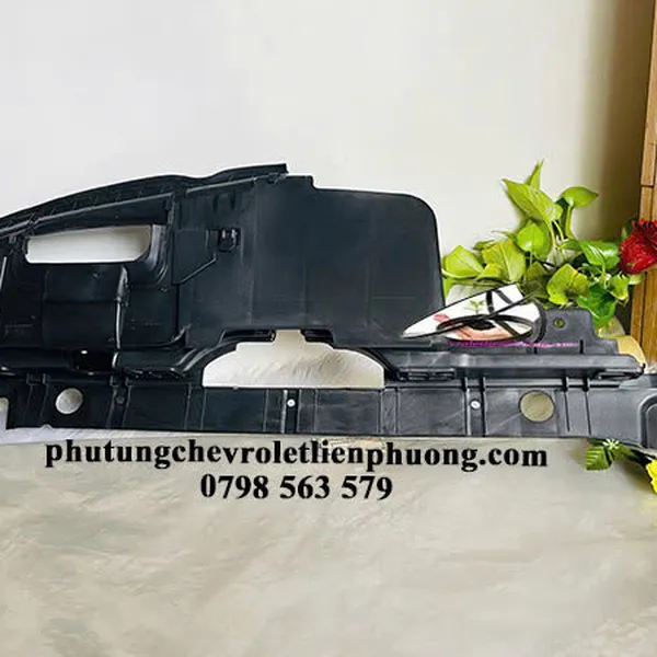 Ốp mặt ca lăng Chevrolet Cruze, Daewoo Lacetti hàng chuẩn GM chất lượng mã 95925418