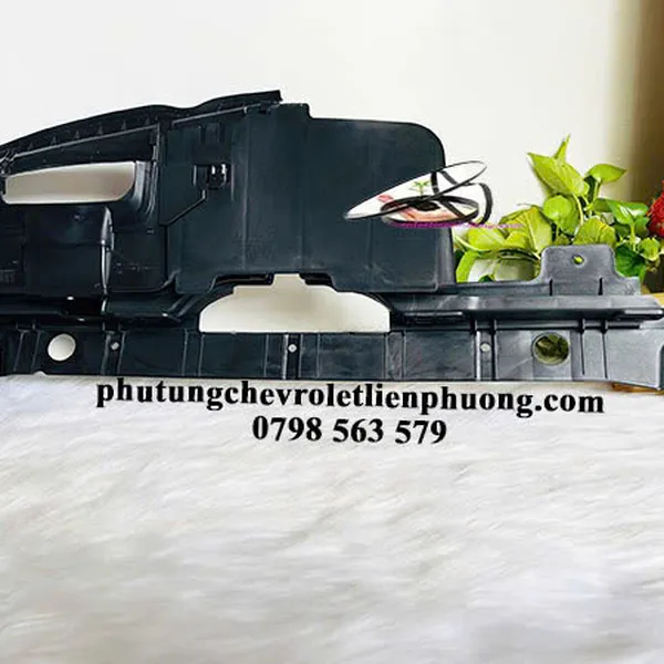 Ốp mặt ca lăng Chevrolet Cruze, Daewoo Lacetti hàng chuẩn GM chất lượng mã 95925418