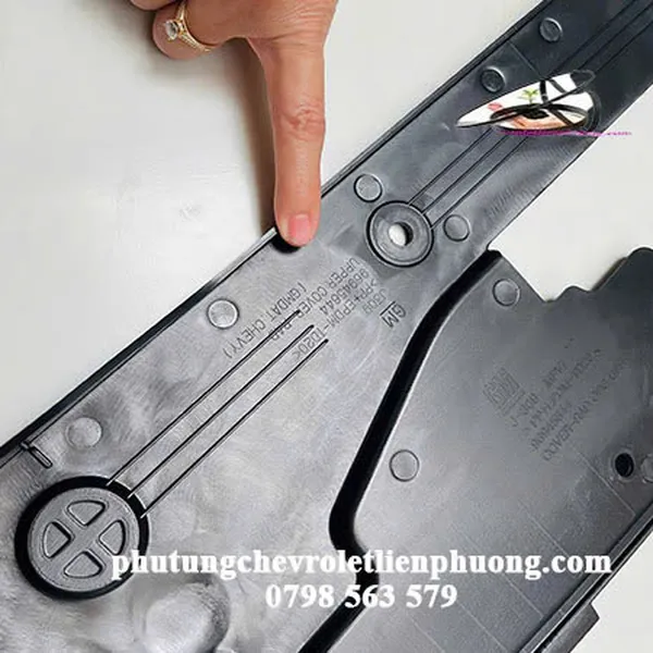 Ốp che khoá capo Orlando chính hãng mã 96945644