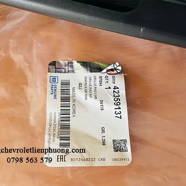 Lưới cản trước Chevrolet Cruze chính hãng đời trên 2015 mã 42359137