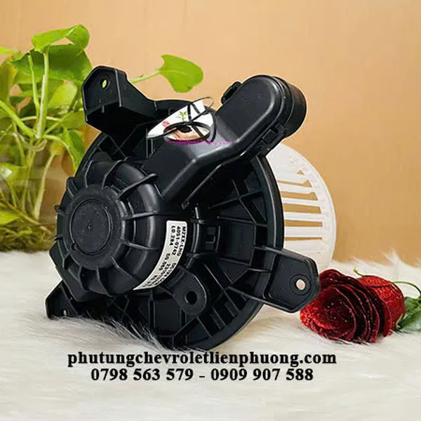 Quạt dàn lạnh trong xe Vinfast Fadil chính hãng GM mã 42767101
