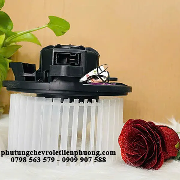 Quạt dàn lạnh trong xe Vinfast Fadil chính hãng GM mã 42767101