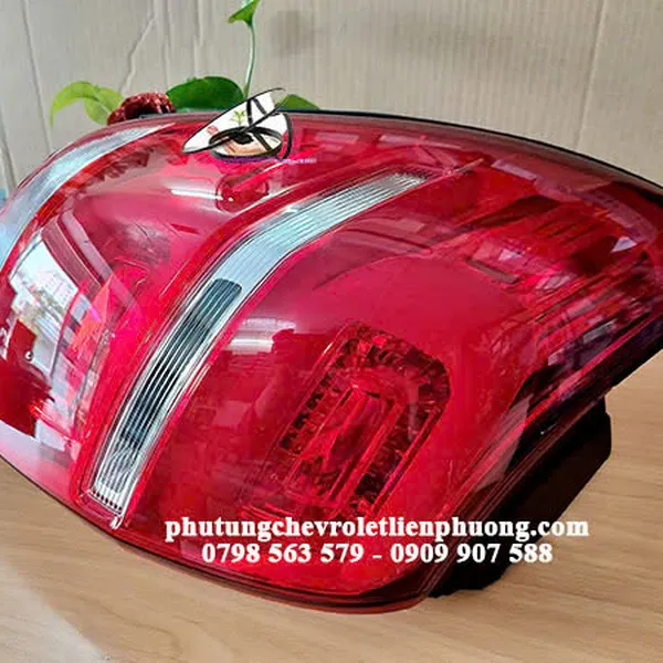 Đèn hậu trái có LED xe Chevrolet Captiva C140 chính hãng Mã 42506233