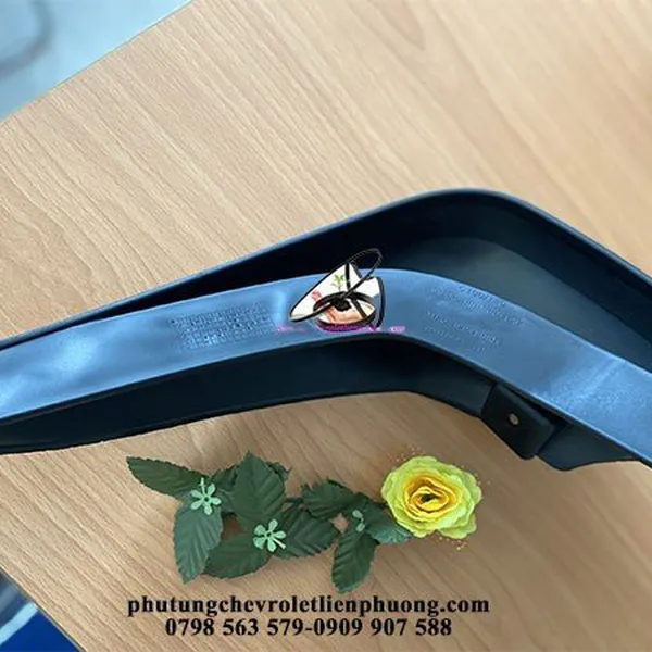 Chắn bùn 4 bánh xe captiva