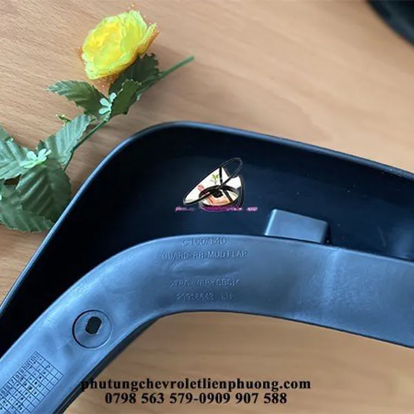 Chắn bùn 4 bánh xe captiva