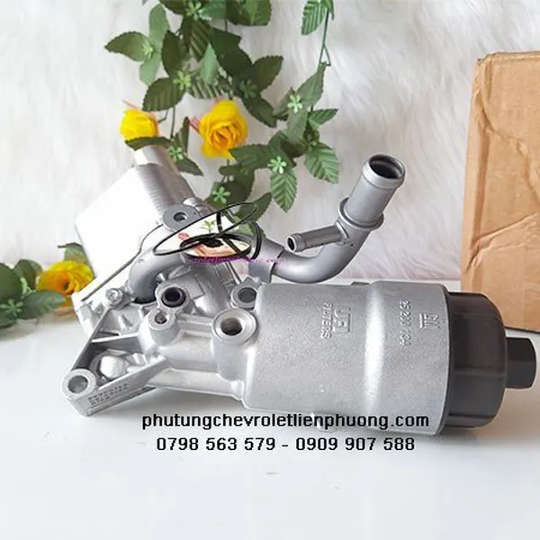 Bộ làm mát dầu máy xe trax chính hãng, mã 25200134