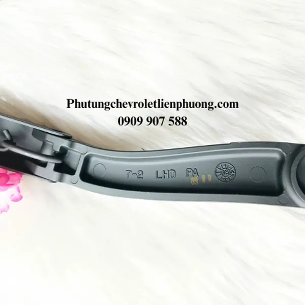 Tay cần gạt mưa sắt trái , phải Chevrolet Captiva 25911767,  25911765