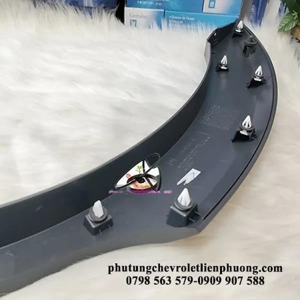 Ốp hông sau trái chevrolet captiva chính hãng gm mã 42390967