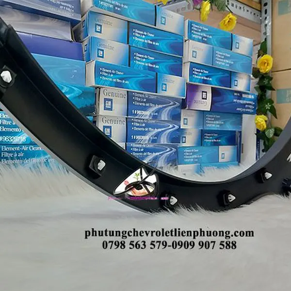Ốp hông sau trái chevrolet captiva chính hãng gm mã 42390967