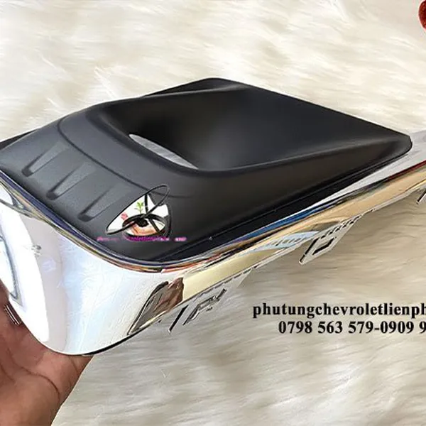 Ốp đèn gầm có mạ chevrolet captiva đời 2016 , 2017 chính hãng gm 42469934 bên phải