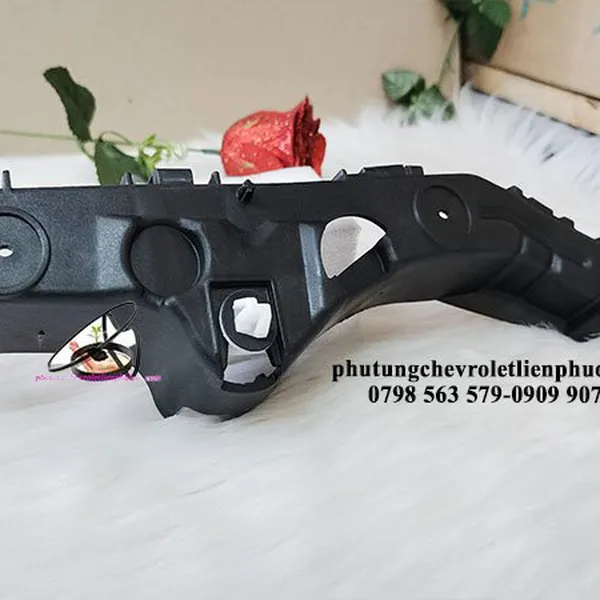 Bát cản trước trái phải chevrolet captiva đời 2012 - 2018 chính hãng mã 42485665