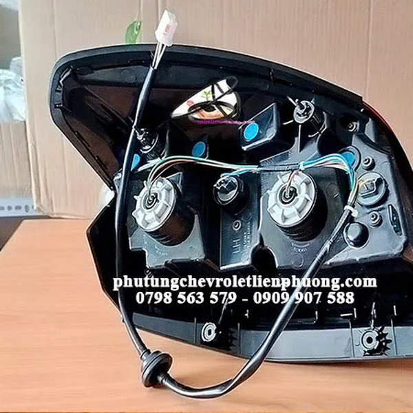 Đèn hậu trái có LED xe Chevrolet Captiva C140 chính hãng Mã 42506233