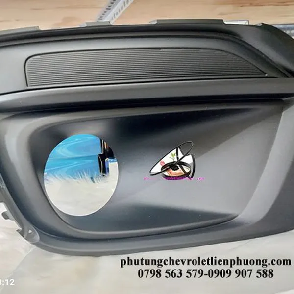 Ốp đèn gầm đen trái chevrolet trax chính hãng gm mã 42532984