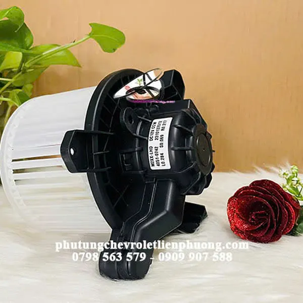 Quạt dàn lạnh trong xe Vinfast Fadil chính hãng GM mã 42767101