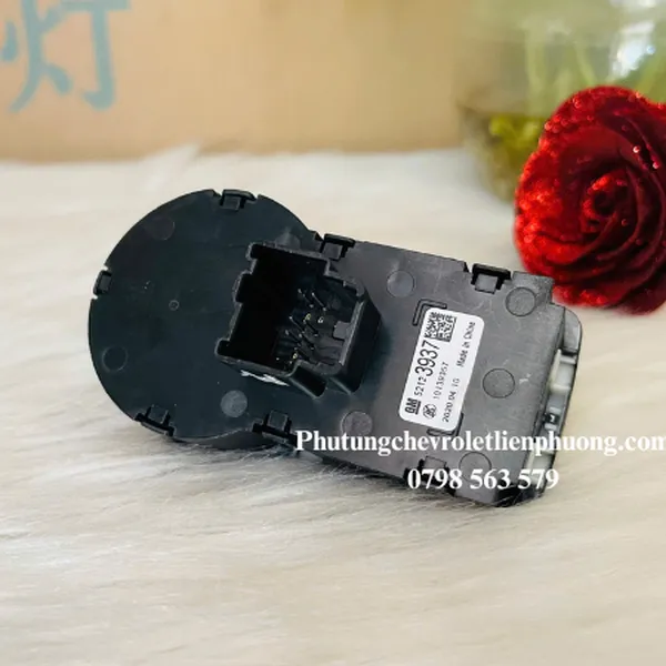 Công tắc chỉnh đèn pha Colorado Traiblazer chính hãng Mã 52123937