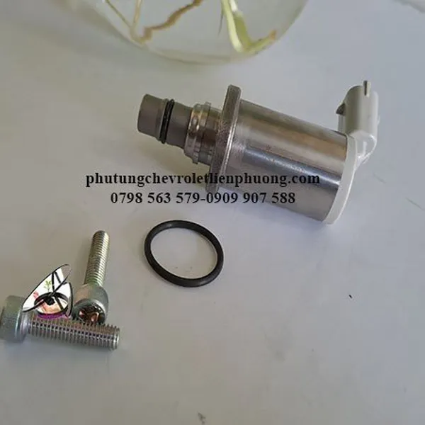 Van đuôi bơm cao áp xe Colorado