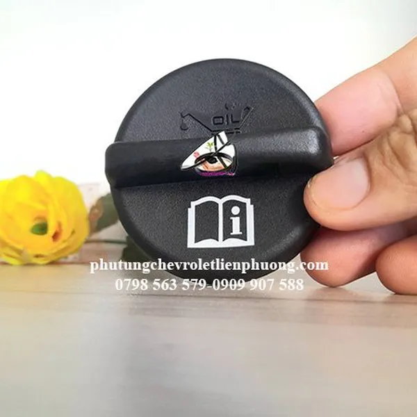 Nắp đổ dầu máy cruze vivant aveo chính hãng gm mã 55580177