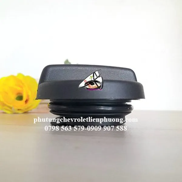 Nắp đổ dầu máy cruze vivant aveo chính hãng gm mã 55580177