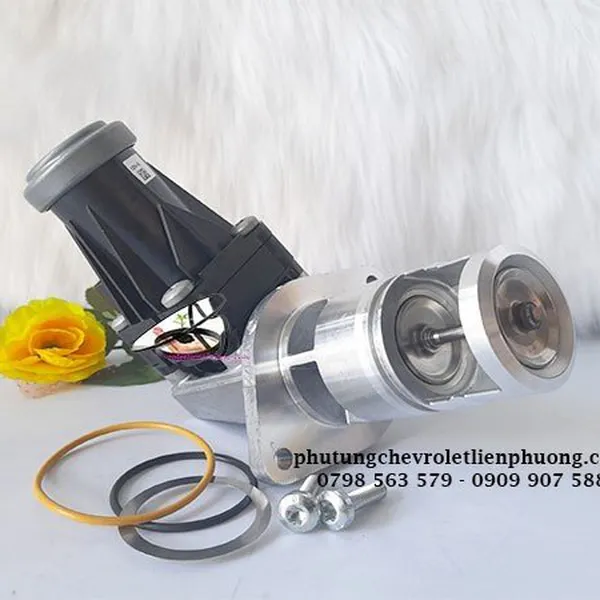 Van tuần hoàn khí thải ( van egr ) xe colorado traiblazer chính hãng