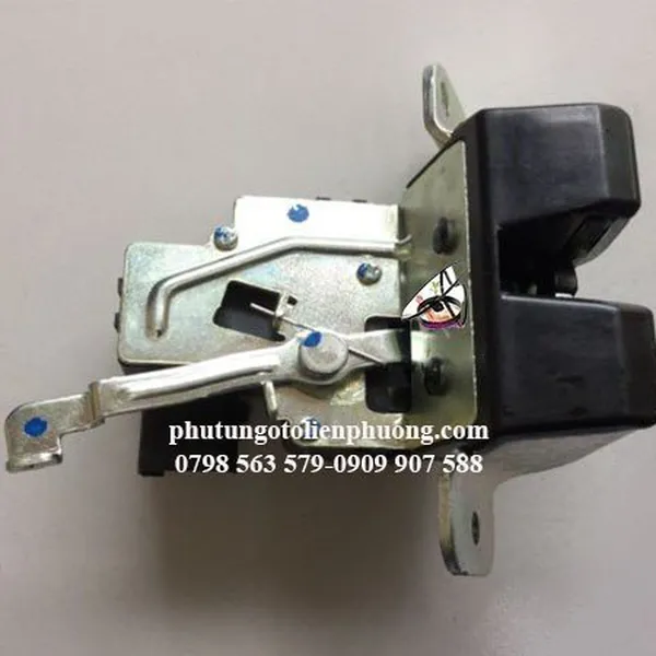 Khóa ngậm cốp sau hyundai grand i10 chính hãng