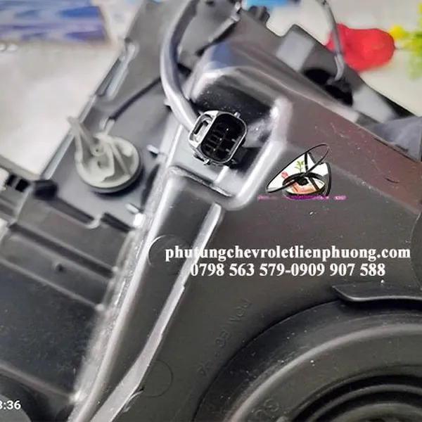 Đèn pha phải chevrolet orlando chính hãng gm chất lượng 95025582
